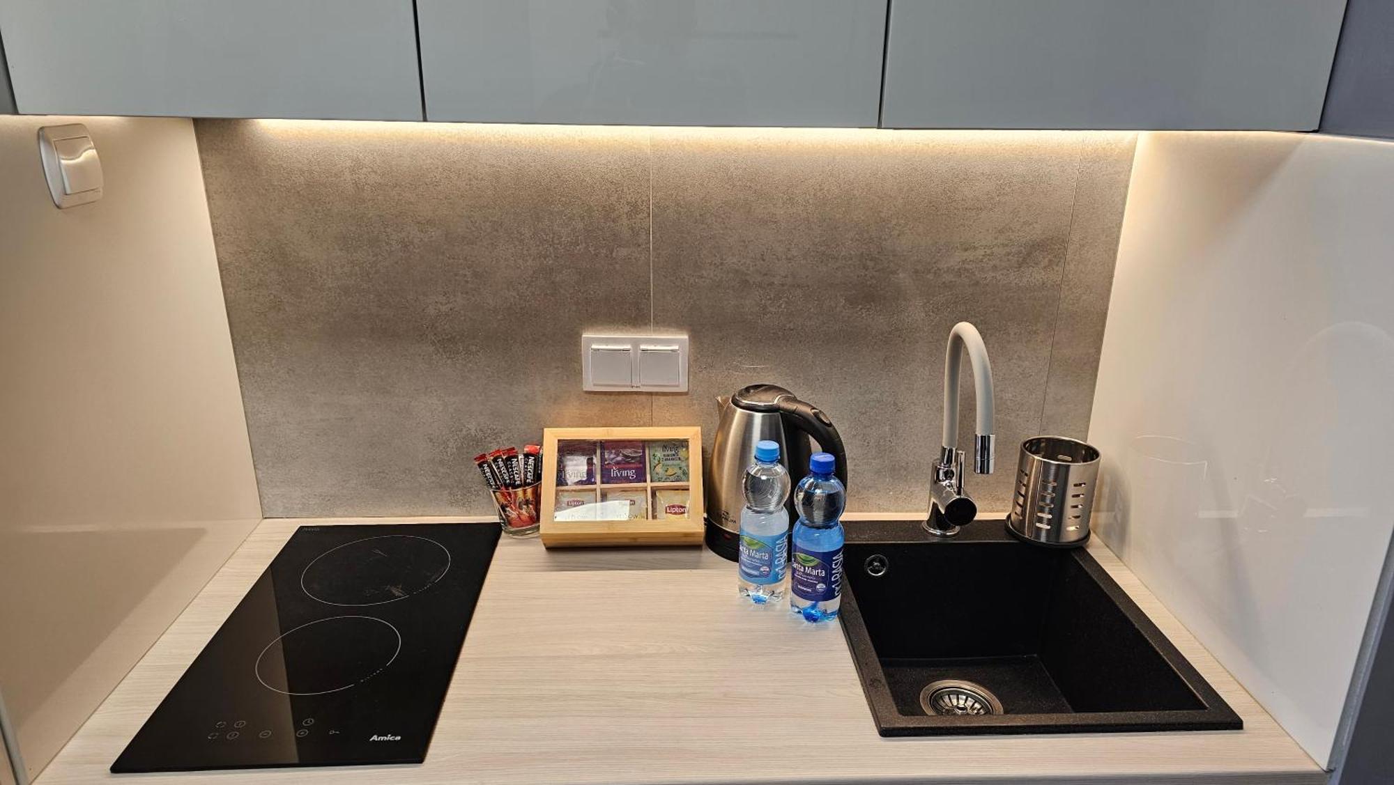Apartamenty Wola Tower Na Prymasa - Z Widokiem Na City Warschau Exterior foto